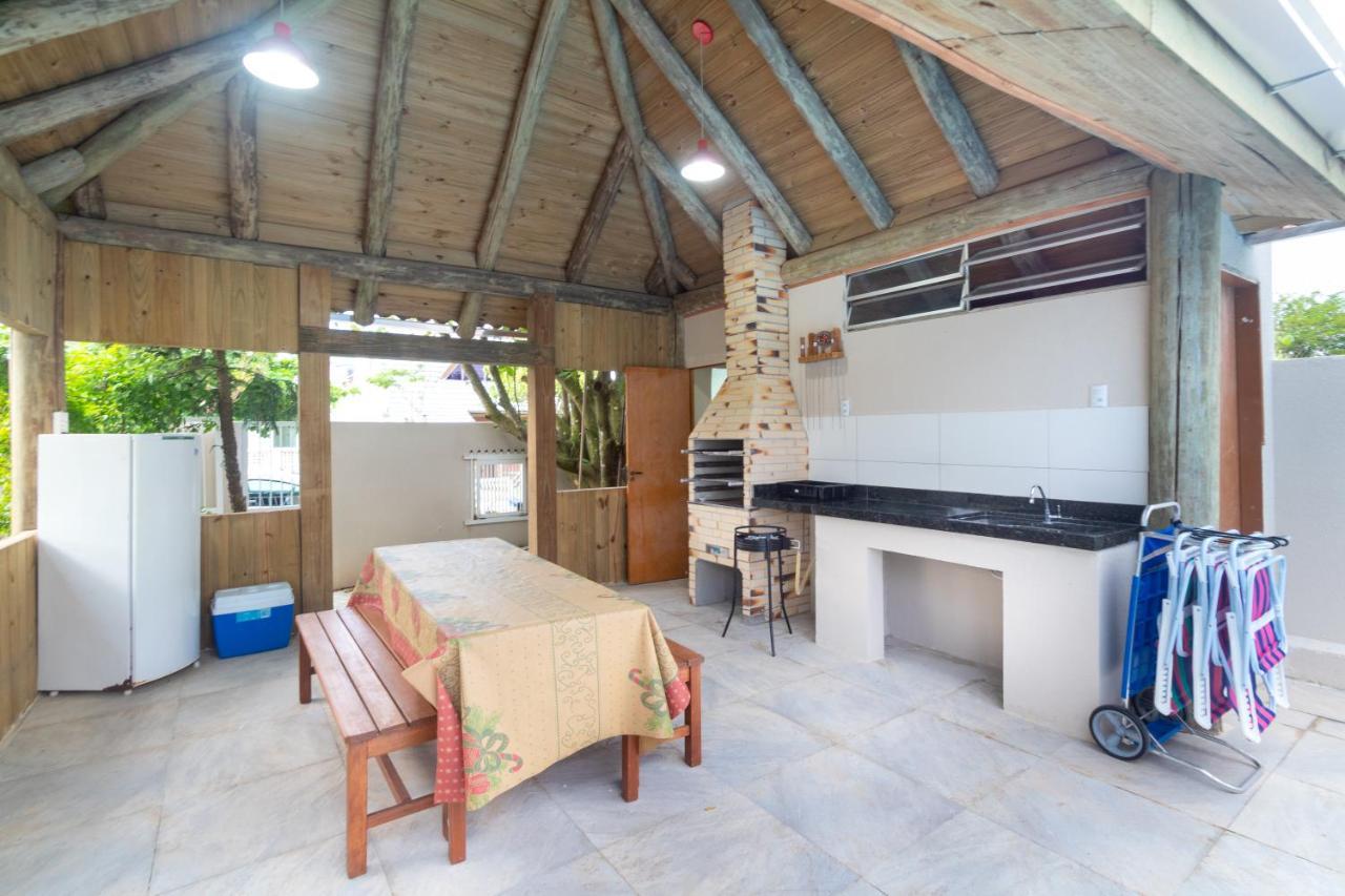 Villa Casa Frank Com Piscina Em Mariscal Bombinhas Esterno foto